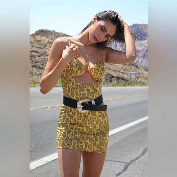 Yellow & Black Glossy Snake Print Cut-Out Mini Dress Size M New - Picture 1 of 9